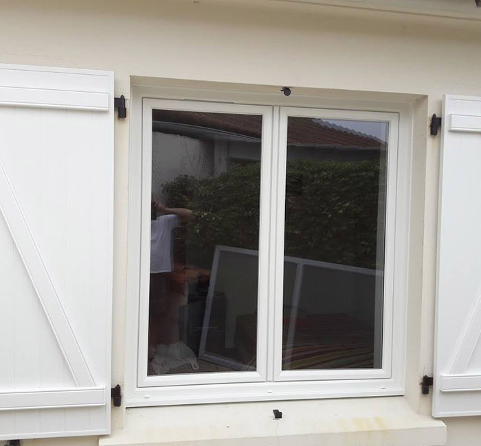 ydepan-ypose-Menuiserie-aprés Menuiserie porte fenêtre Cholet